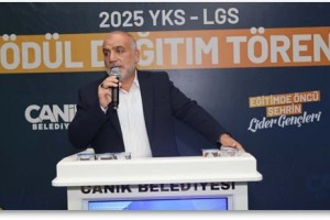 Canik Belediyesi'nden YKS ve LGS Şampiyonlarına Ödül